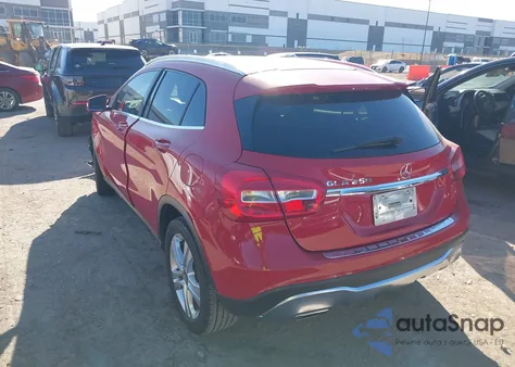 2018 Mercedes-Benz Gla 250 из США, поврежденный, VIN WDCTG4EB2JJ468182